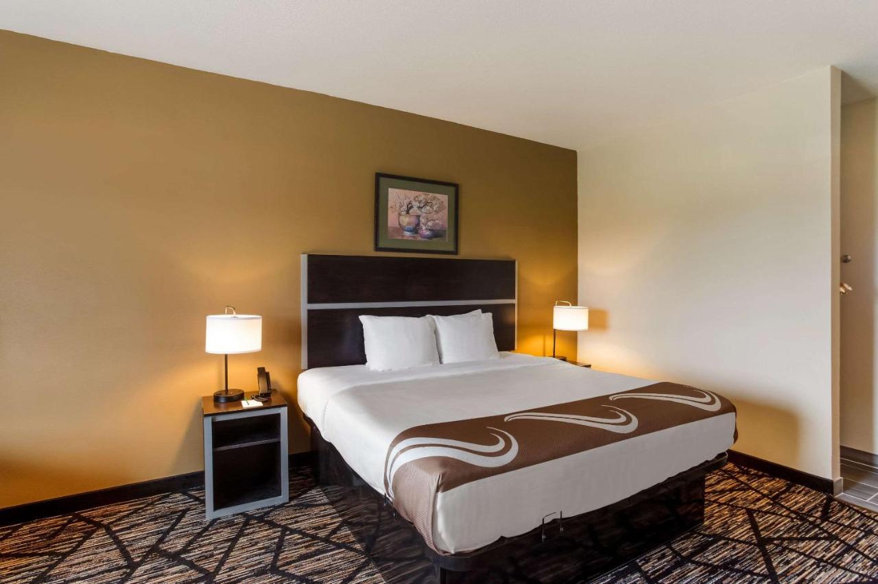 Quality Inn & Suites Pearl-Jackson Ngoại thất bức ảnh