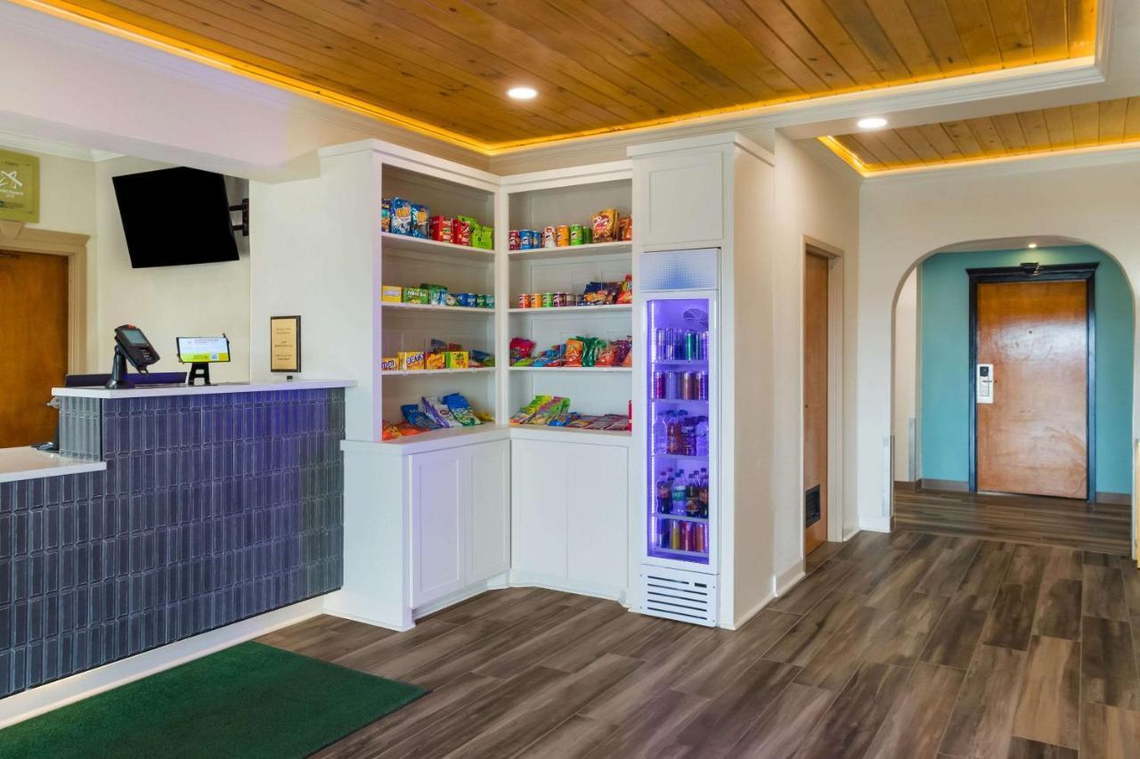 Quality Inn & Suites Pearl-Jackson Ngoại thất bức ảnh