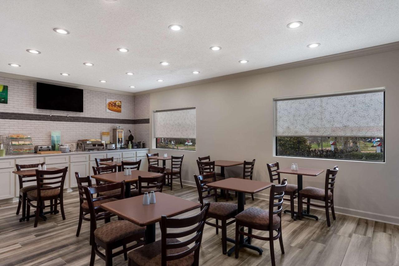 Quality Inn & Suites Pearl-Jackson Ngoại thất bức ảnh