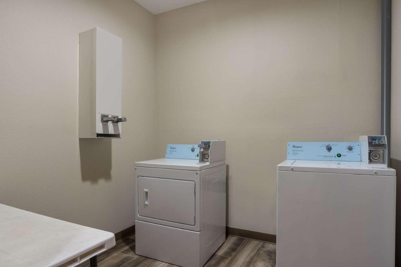 Quality Inn & Suites Pearl-Jackson Ngoại thất bức ảnh