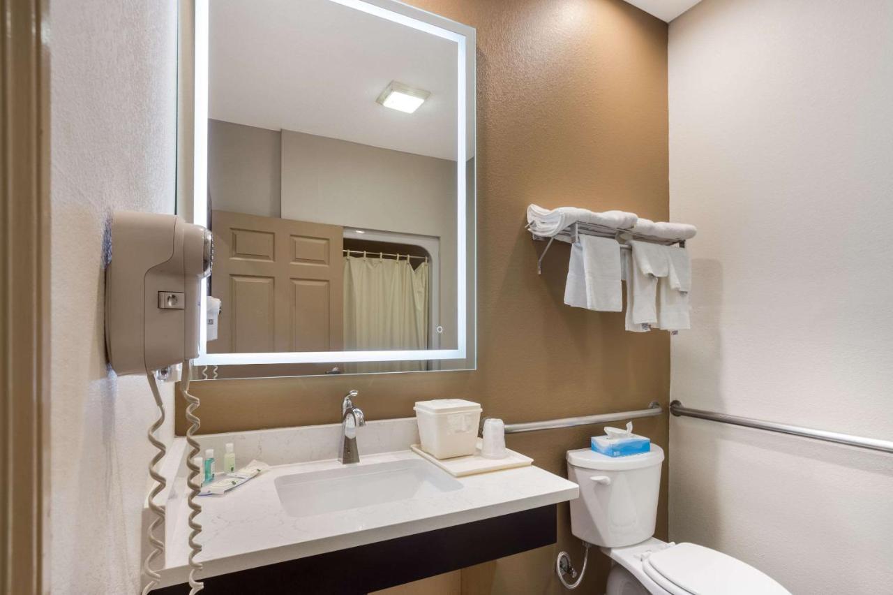 Quality Inn & Suites Pearl-Jackson Ngoại thất bức ảnh