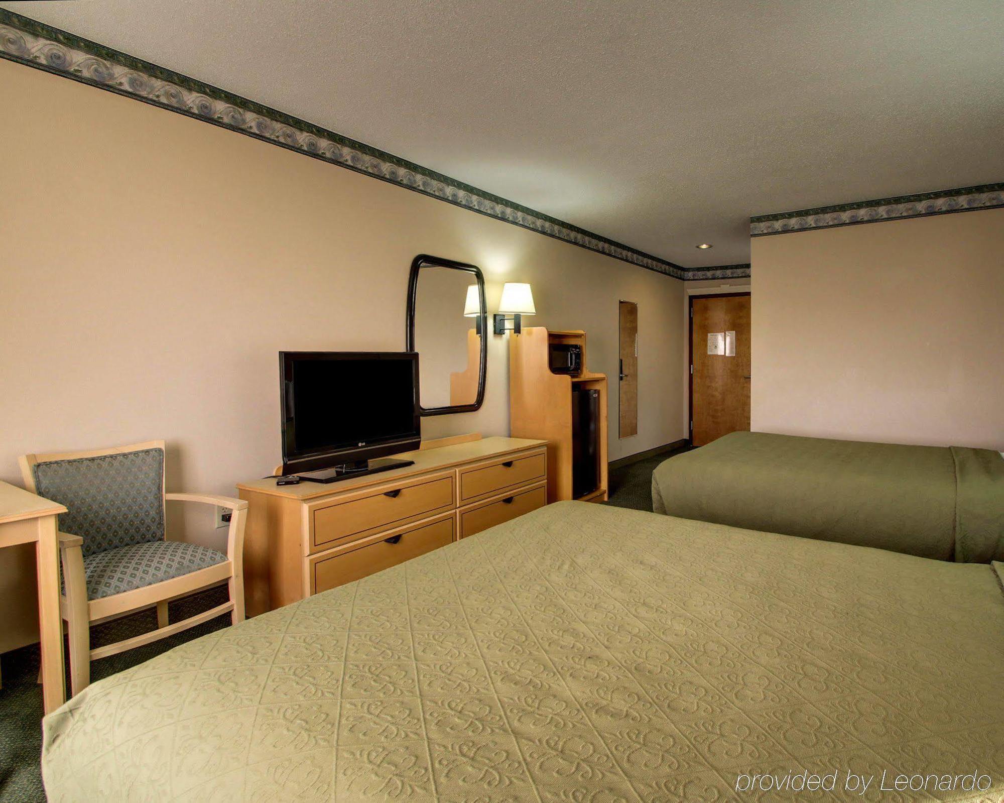 Quality Inn & Suites Pearl-Jackson Ngoại thất bức ảnh