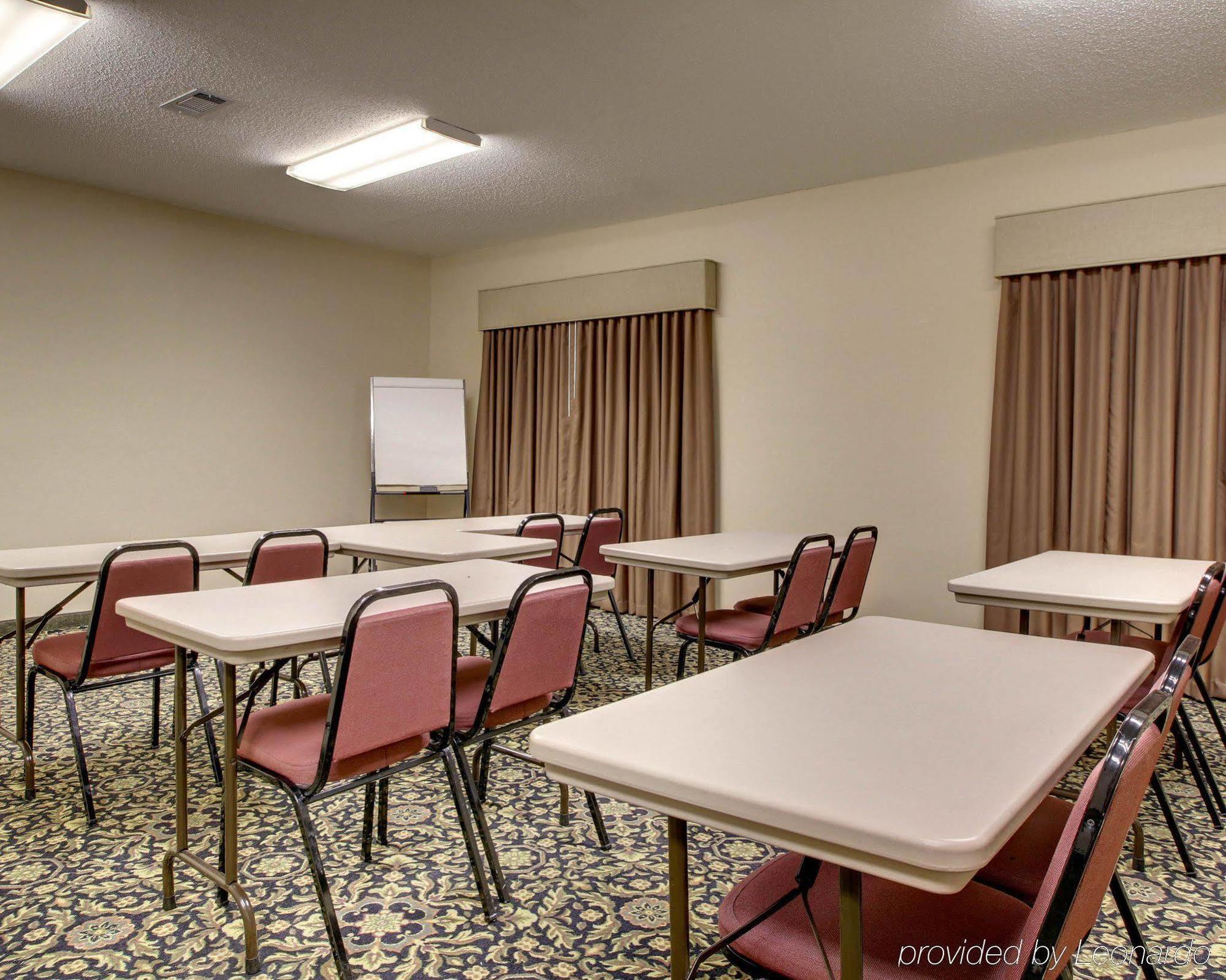 Quality Inn & Suites Pearl-Jackson Ngoại thất bức ảnh